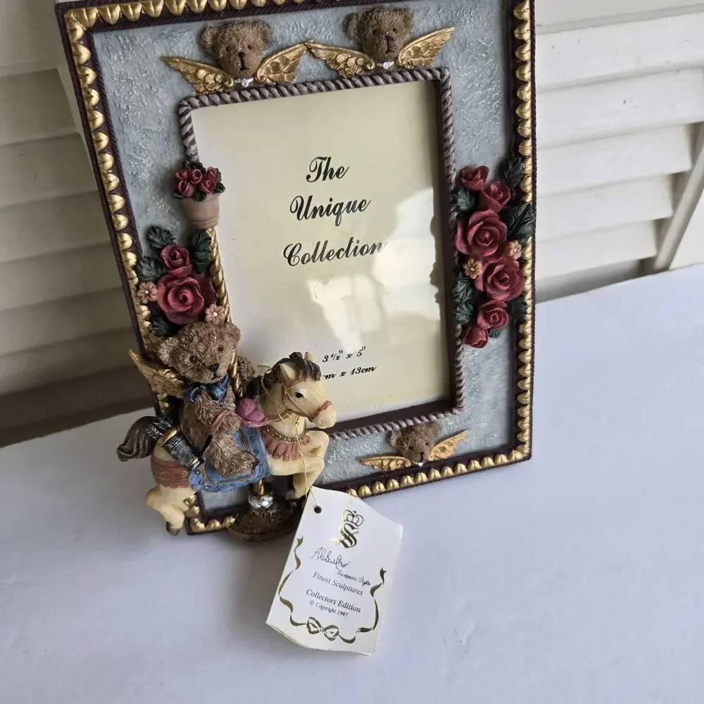 The Unique Collection Picture Frame Resin 3D 3.5 x 5 inch Photo Bear Horse Rose